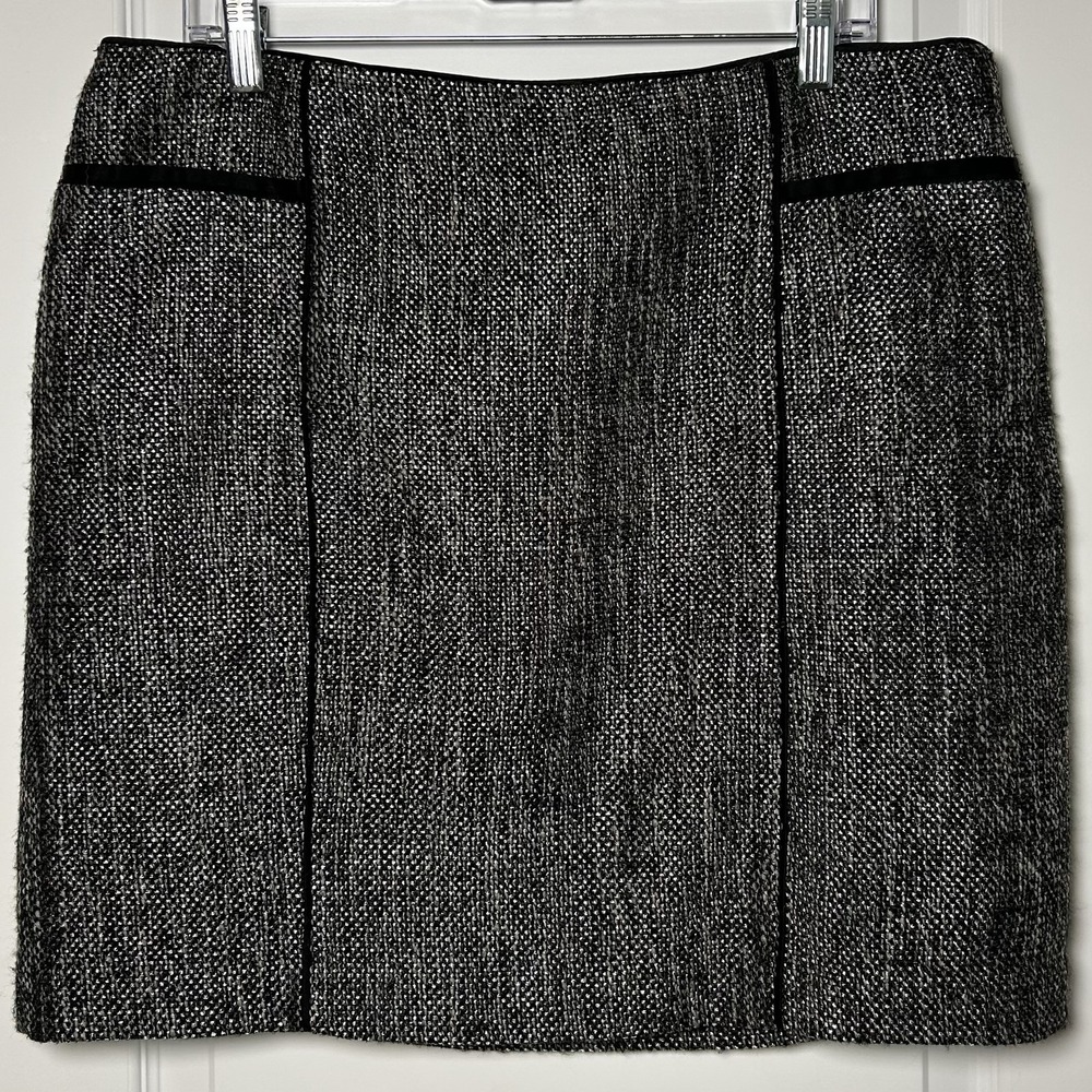White‎ House Black Market Gray Tweed Mini Skirt Office Siren Dark Academia Style